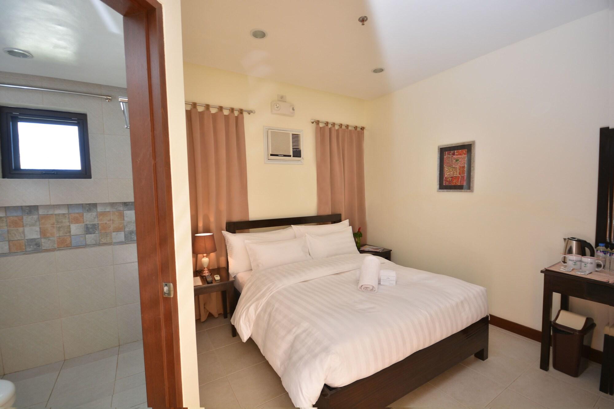 เซาท์วินด์ ปาลาวัน Hotel Puerto Princesa ภายนอก รูปภาพ
