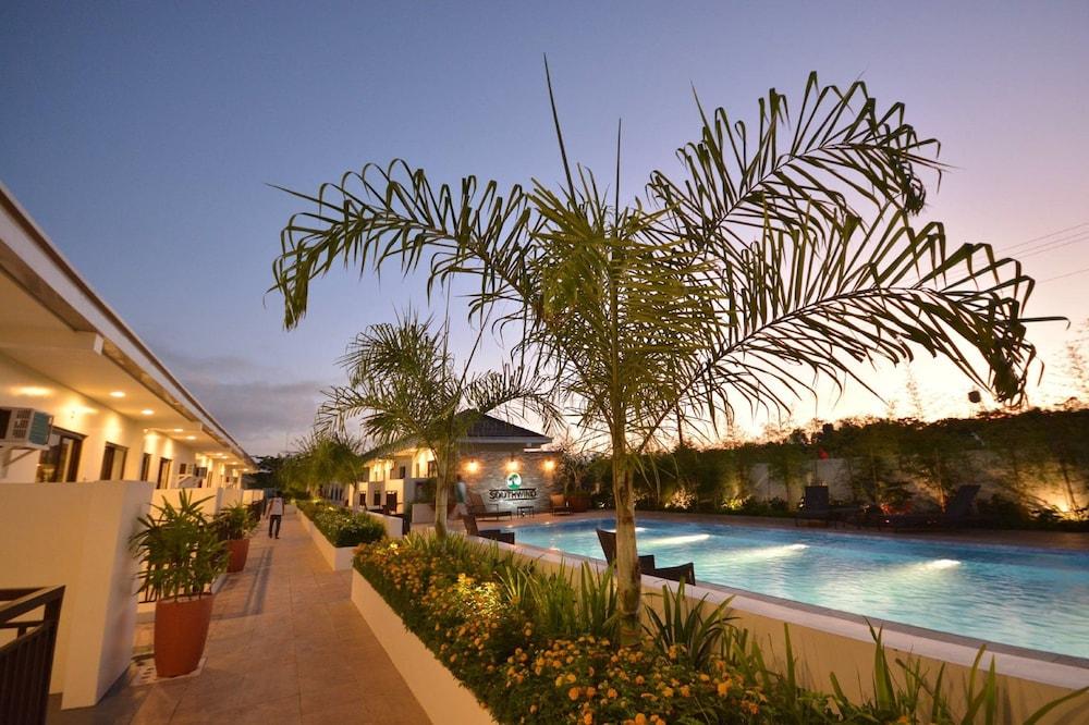 เซาท์วินด์ ปาลาวัน Hotel Puerto Princesa ภายนอก รูปภาพ